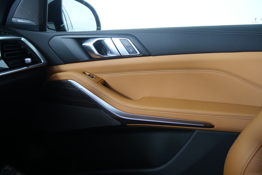 Thumbnail: 2026 BMW X5 - 24