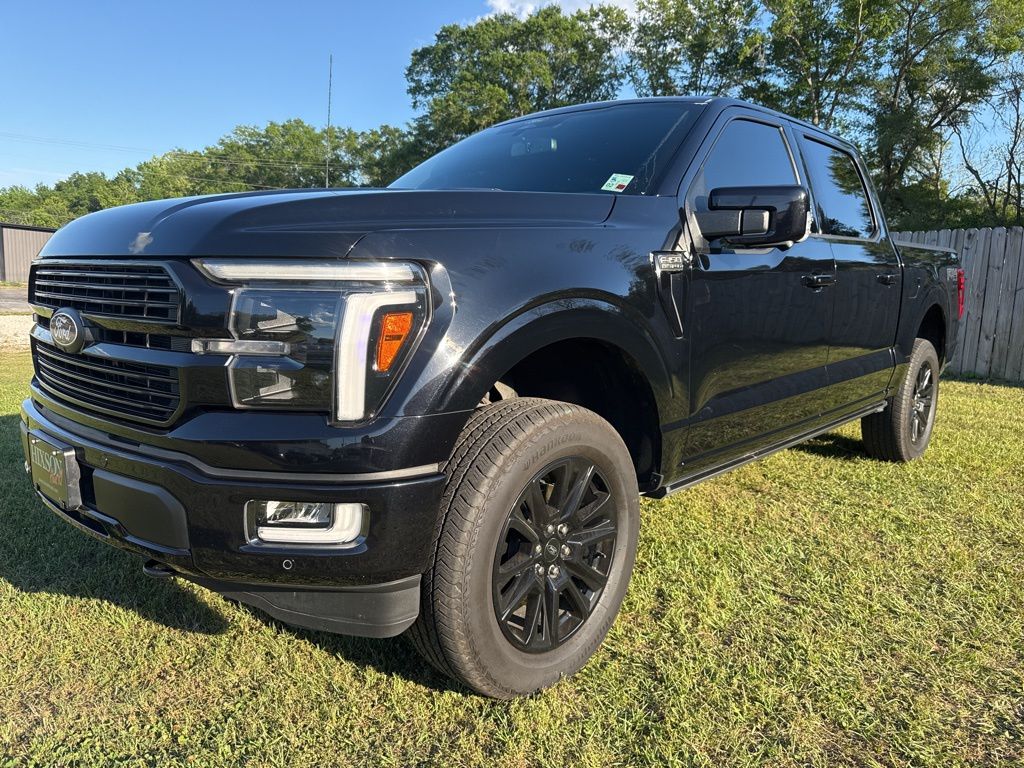 Agate Black Metallic 2024 Ford F-150 Platinum SuperCrew 4WD Pickup Truck Four-Wheel Drive Automatic