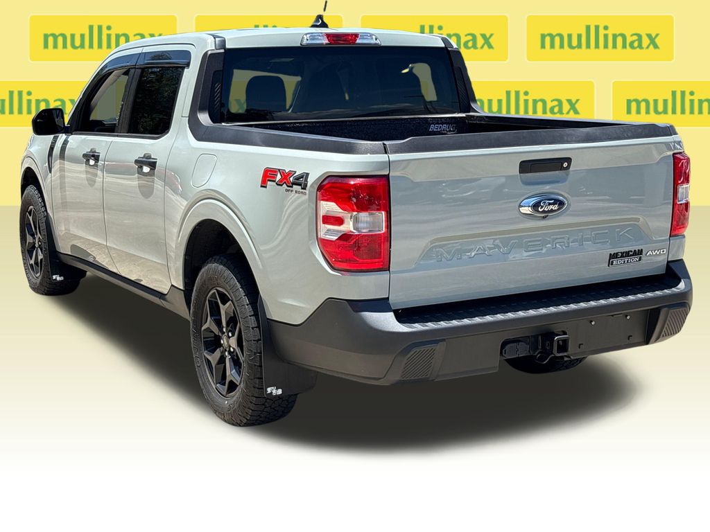 Certified Used 2023 Green Ford XLT image 9