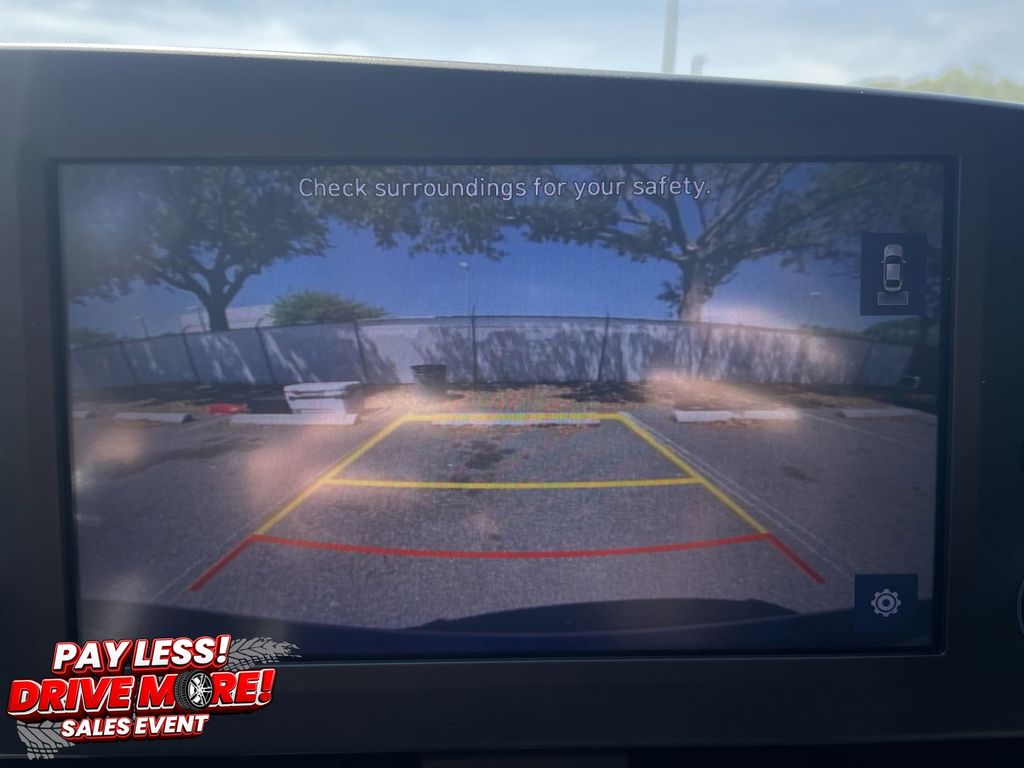 2021 Hyundai Elantra SEL - Photo 20
