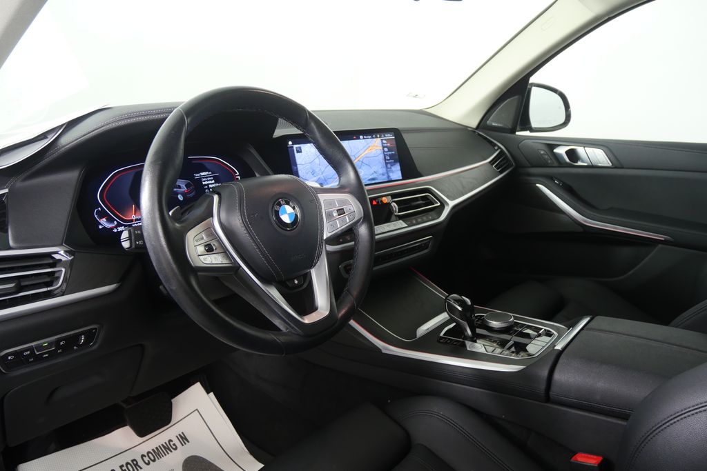 Thumbnail: 2021 BMW X7 - 13