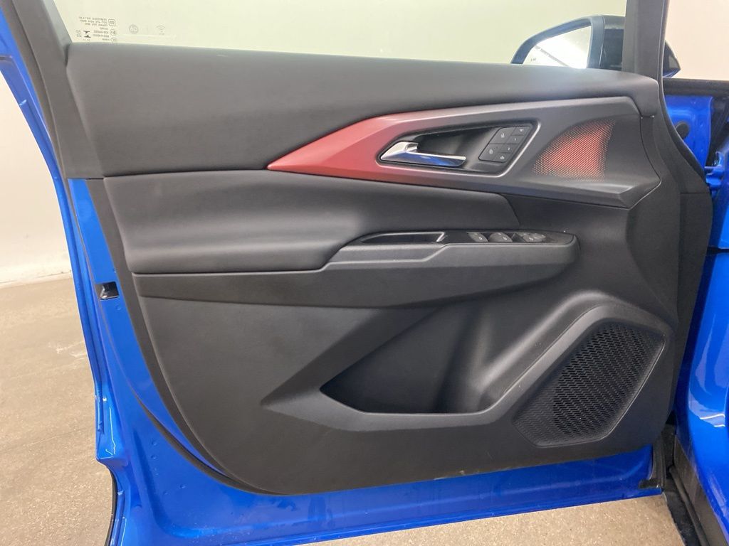 2025 Chevrolet Equinox EV RS photo