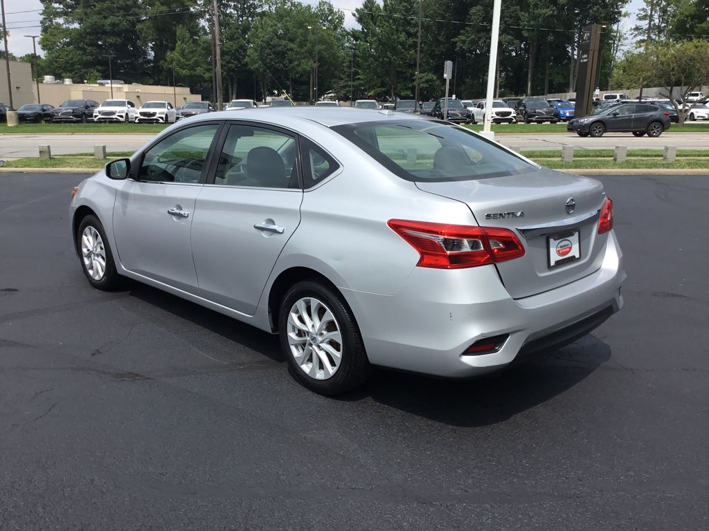 Thumbnail: 2019 Nissan Sentra - 3