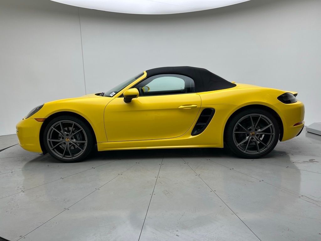 Thumbnail: 2019 Porsche 718 Boxster - 28