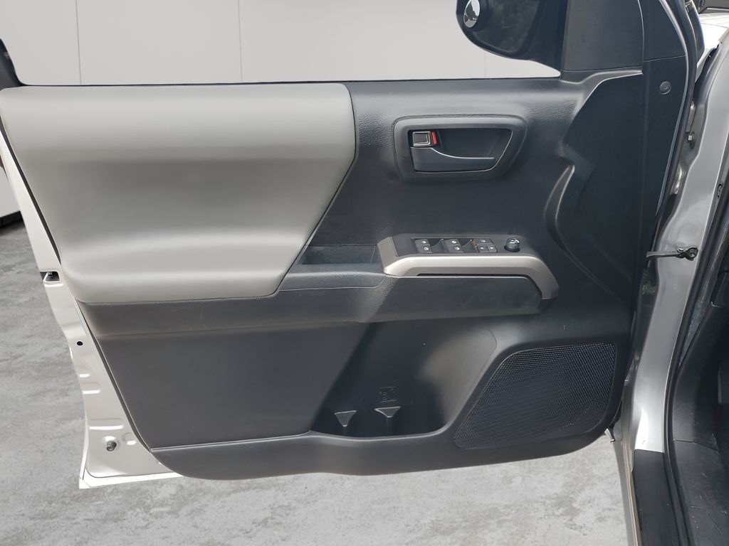 Used Car 2021 Toyota Tacoma  Sr5 For Sale Under $30,000 In Austin, Texas