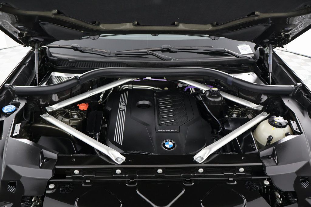 Thumbnail: 2023 BMW X5 - 15