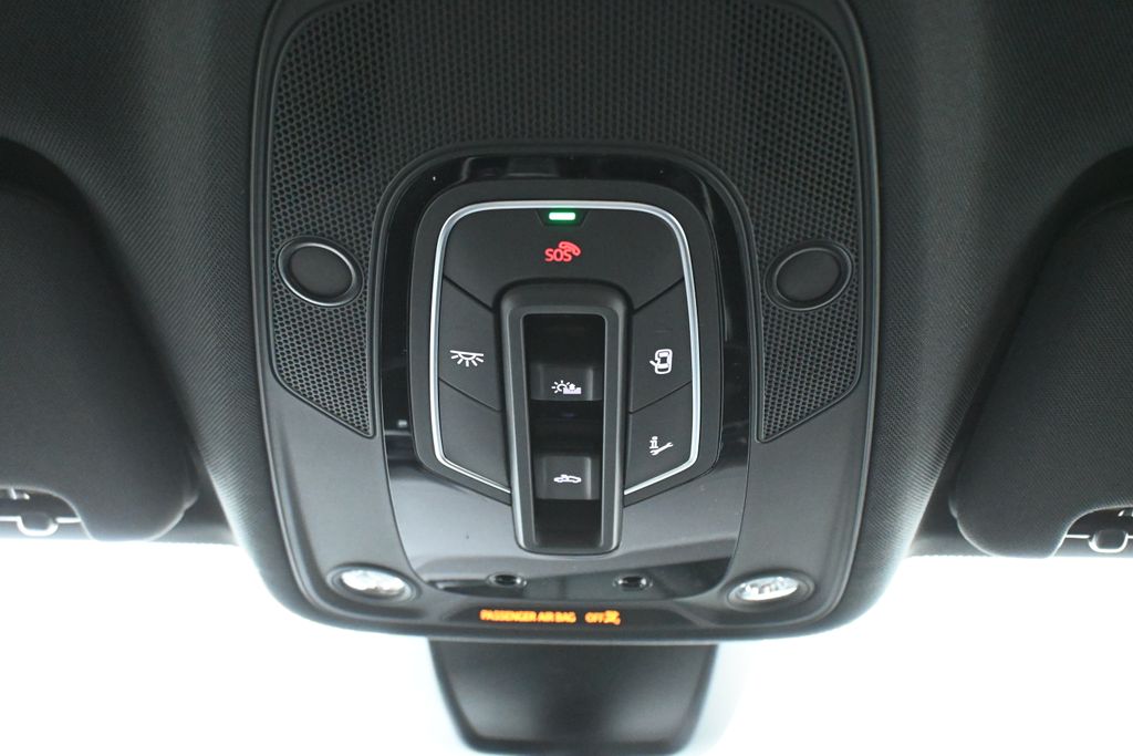 Thumbnail: 2026 Audi Q7 - 16