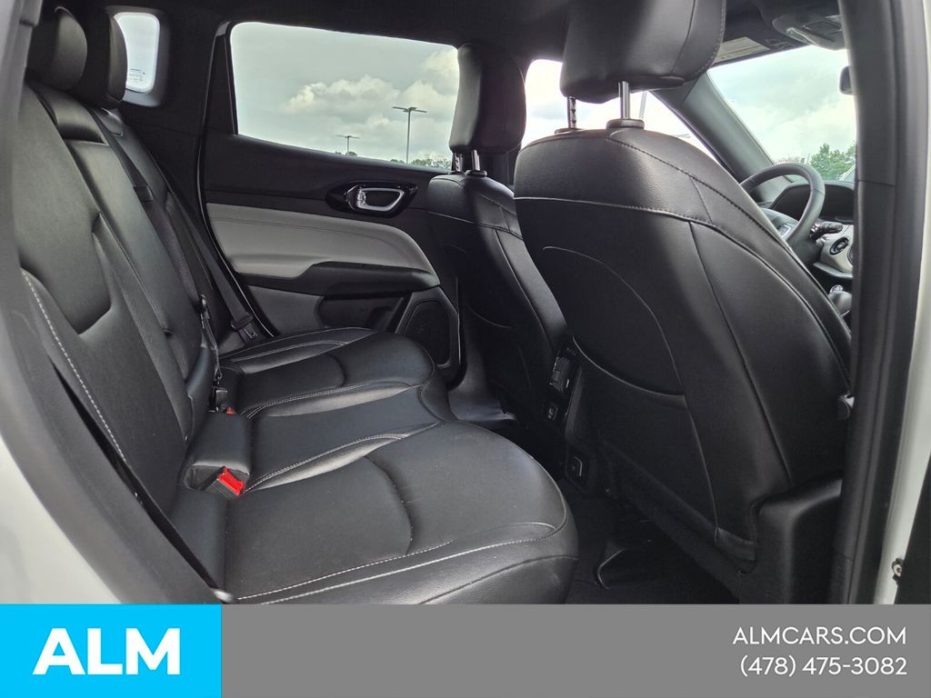 Used 2025 White Jeep Limited image 15