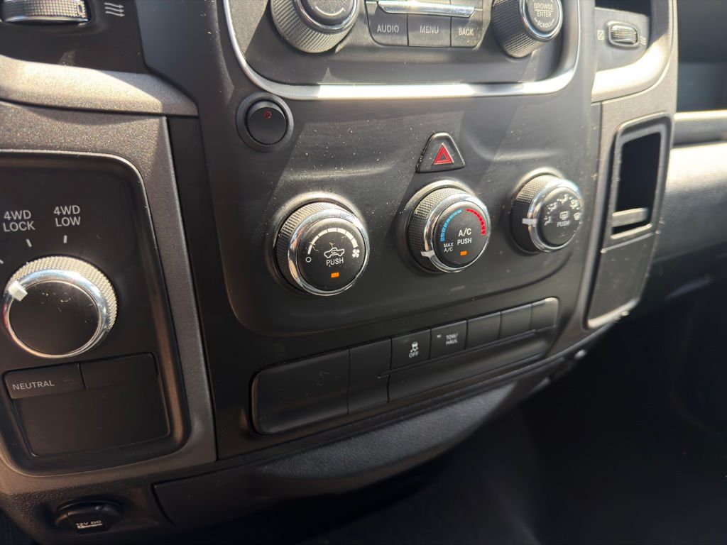Thumbnail: 2017 RAM 1500 - 29