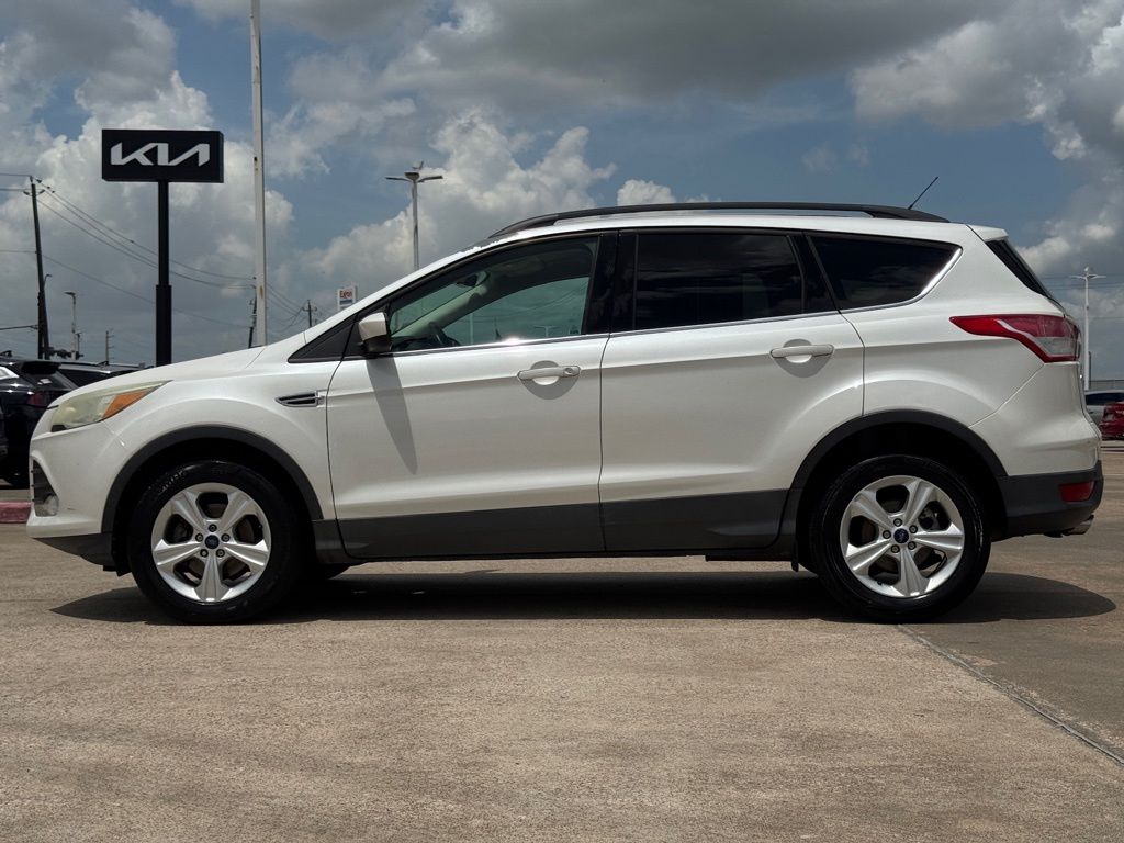 2016 Ford Escape SE - 11