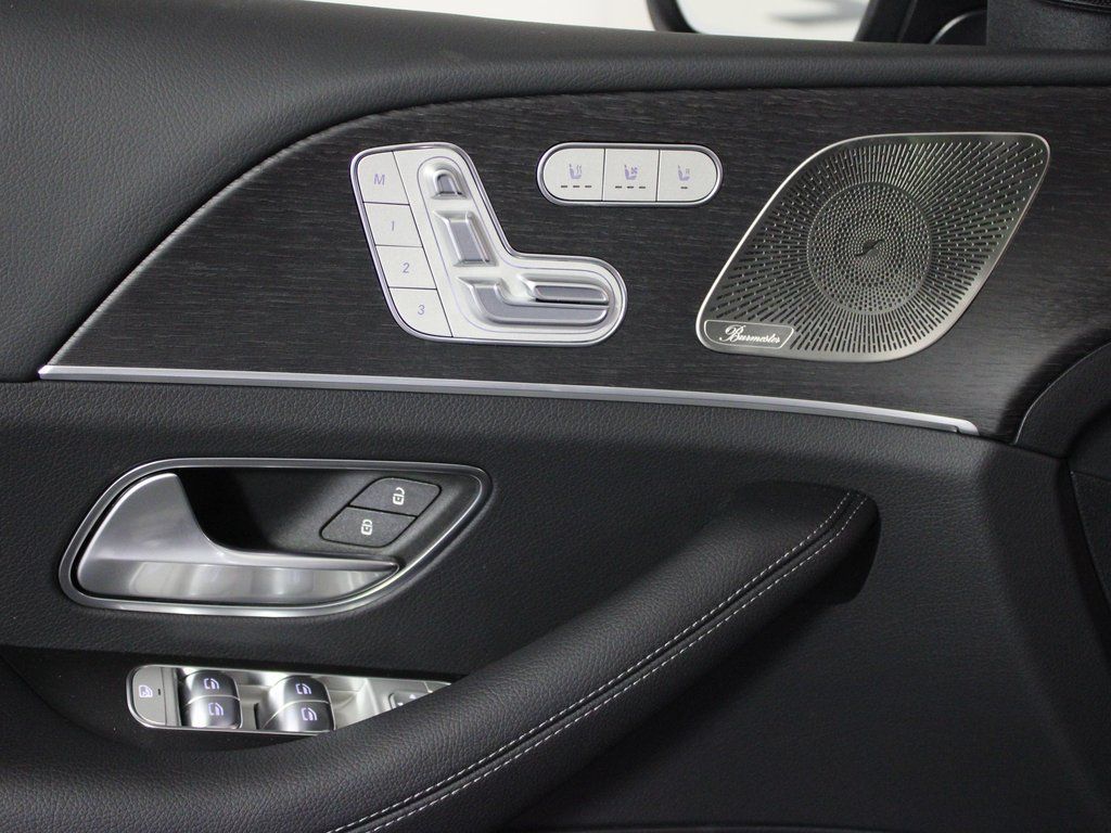 used 2026 Mercedes-Benz GLE car, priced at $57,997