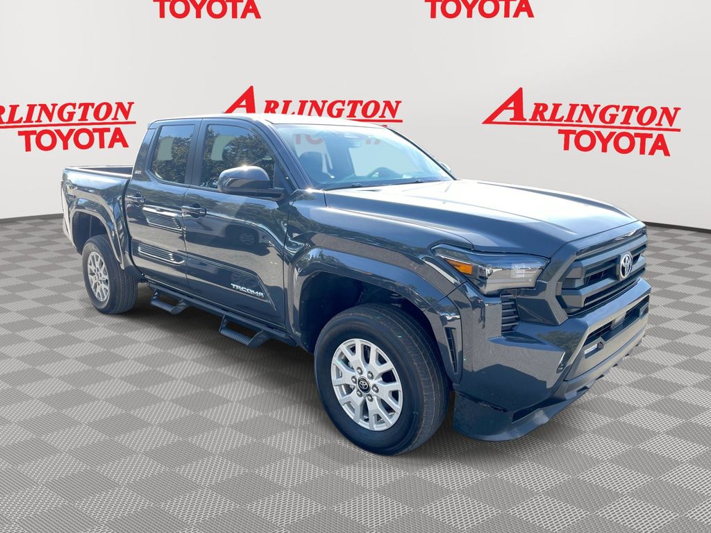 2025 Toyota Tacoma SR5's photo