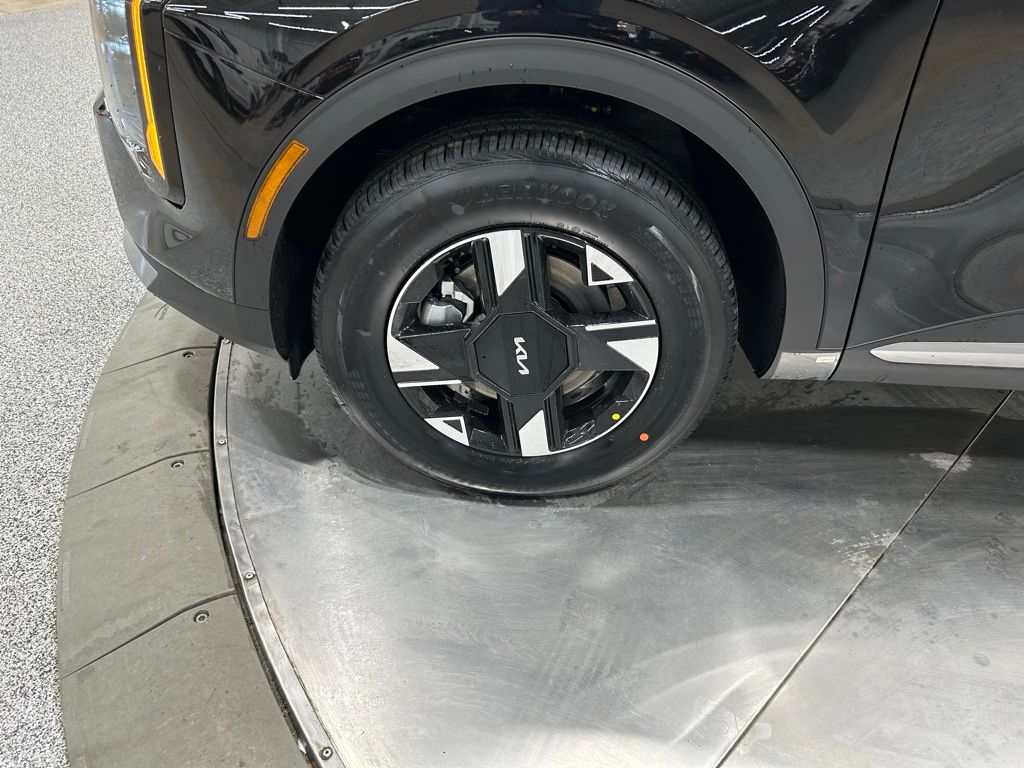 new 2026 Kia Sportage car, priced at $30,785