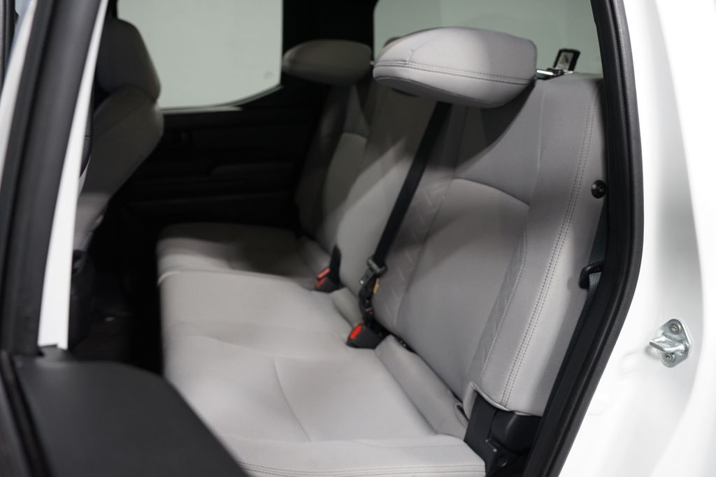 Thumbnail: 2024 Toyota Tacoma - 30