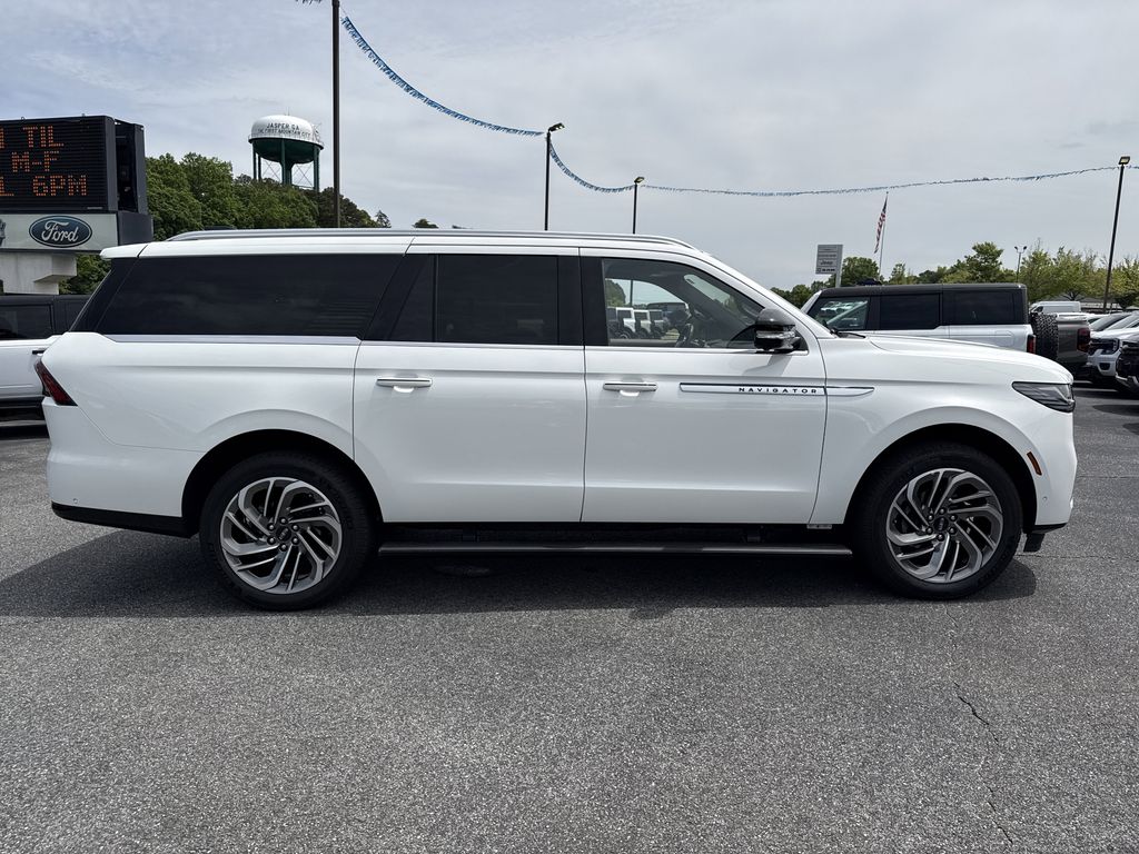 Used 2025 Lincoln Navigator L SUV