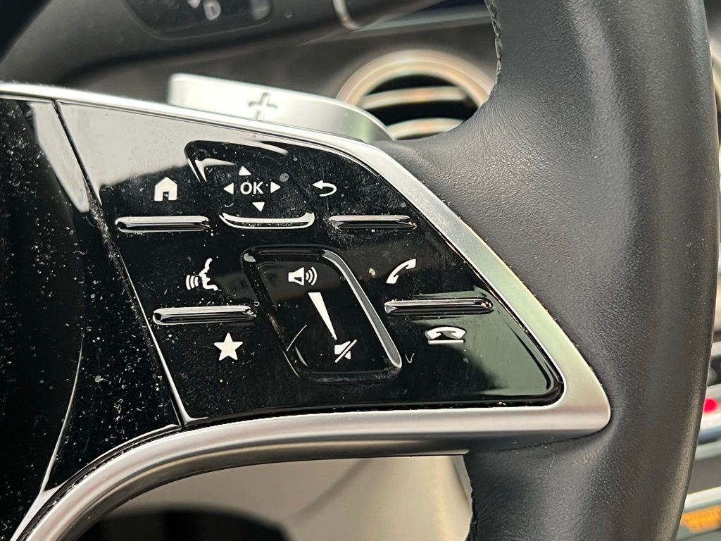 Thumbnail: 2022 Mercedes-Benz E-Class - 18