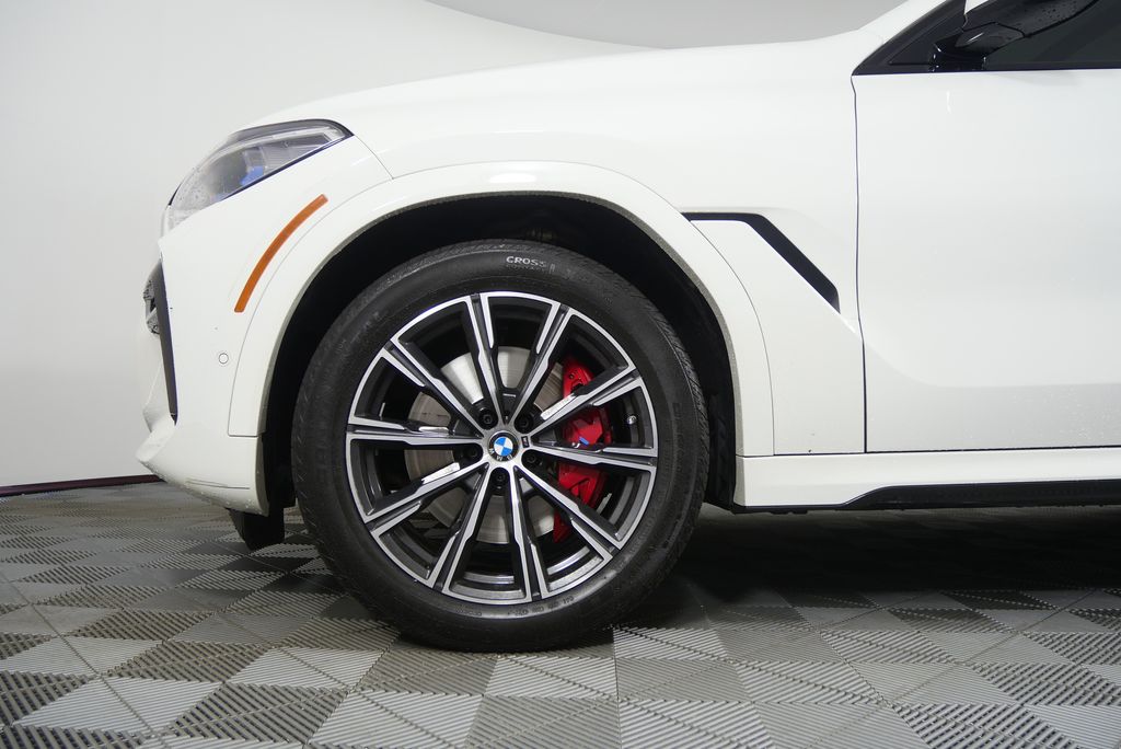 Thumbnail: 2022 BMW X6 - 8