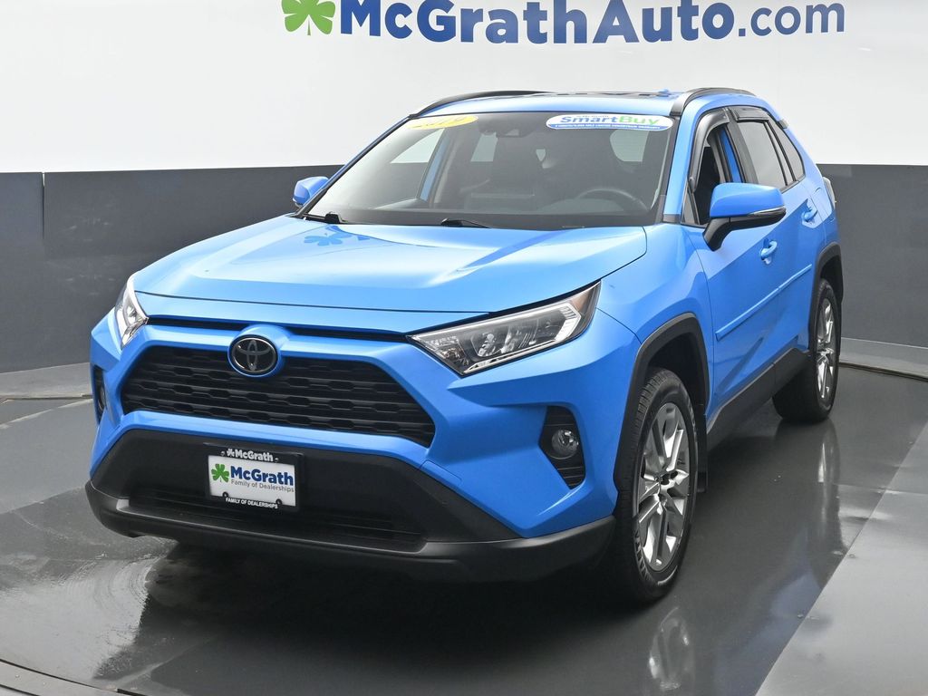 Certified Used 2019 Blue Toyota XLE Premium image 19