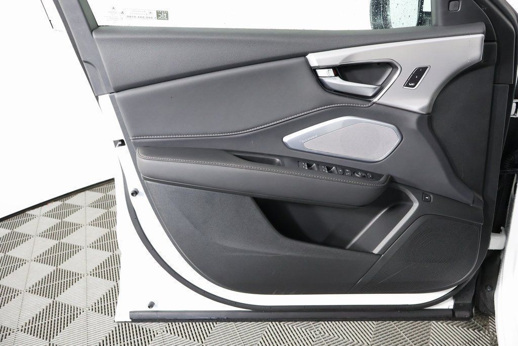 Thumbnail: 2026 Acura RDX - 7