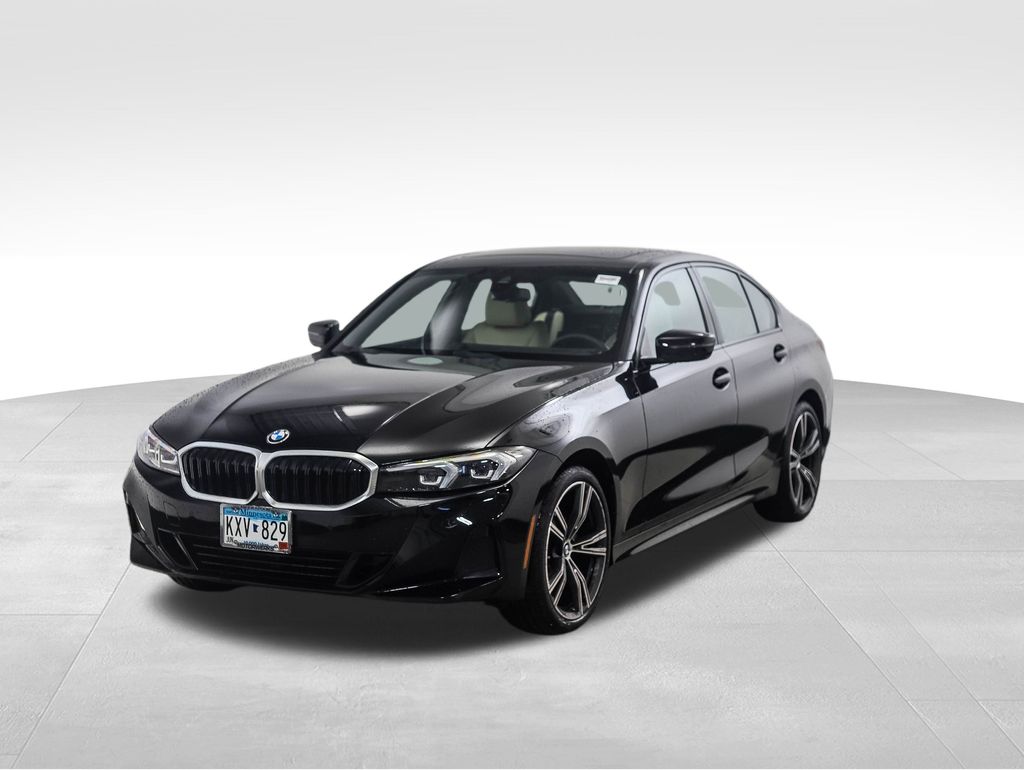 Thumbnail: 2023 BMW 3 Series - 1