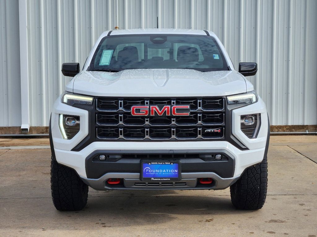 2023 GMC Canyon AT4 2