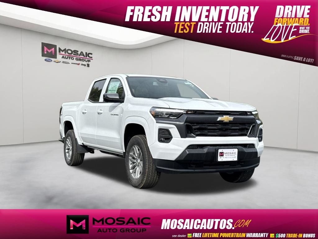 Summit White 2026 Chevrolet Colorado Pickup Truck Four-Wheel Drive 8-Speed Automatic