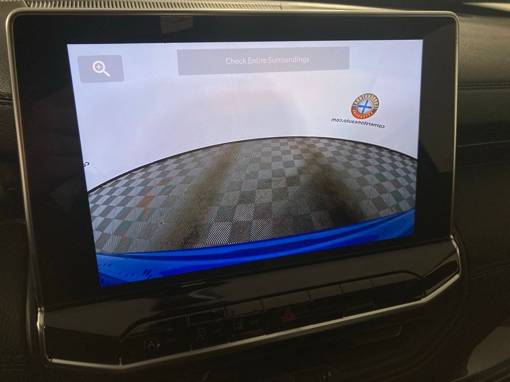 New 2026 Blue Jeep Latitude image 4