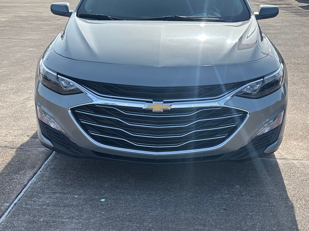 2024 Chevrolet Malibu LT - 2
