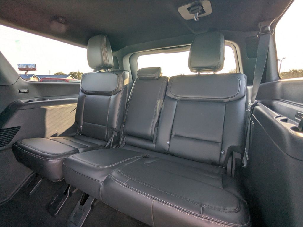 2025 Ford Expedition Platinum MAX