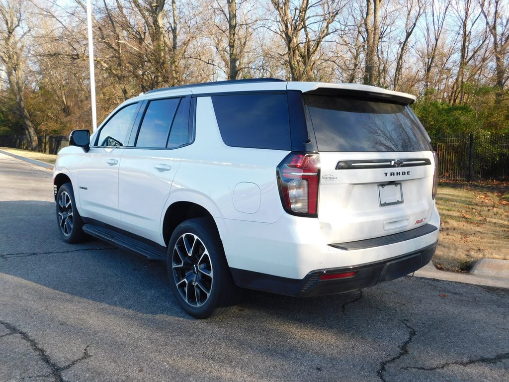 Thumbnail: 2021 Chevrolet Tahoe - 10