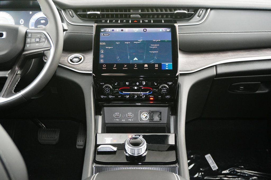 New Car 2025 Jeep Grand Cherokee L  Limited For Sale Under $50,000 In Weatherford, Texas