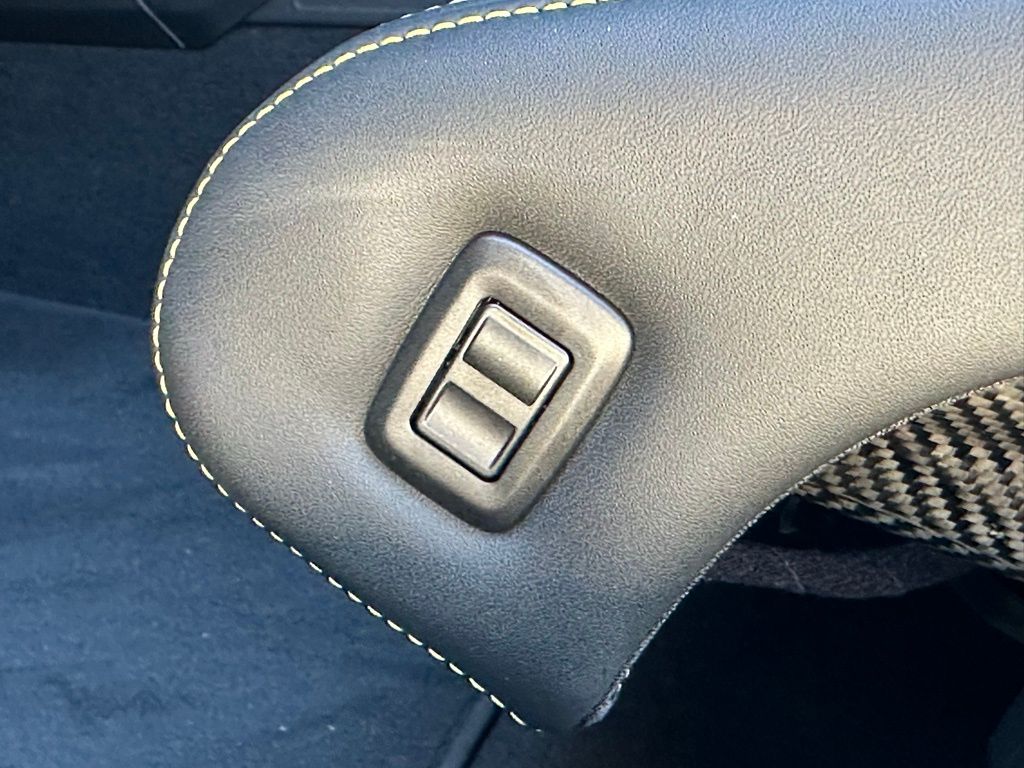 Thumbnail: 2025 Porsche 911 - 22