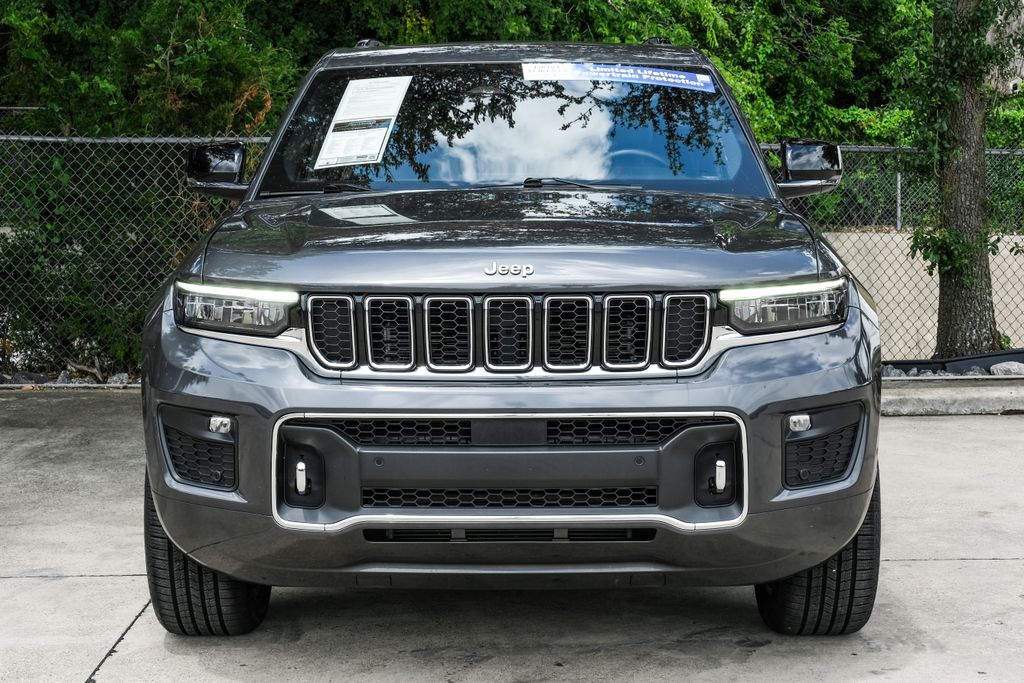 used 2022 Jeep Grand Cherokee car, priced at $31,834