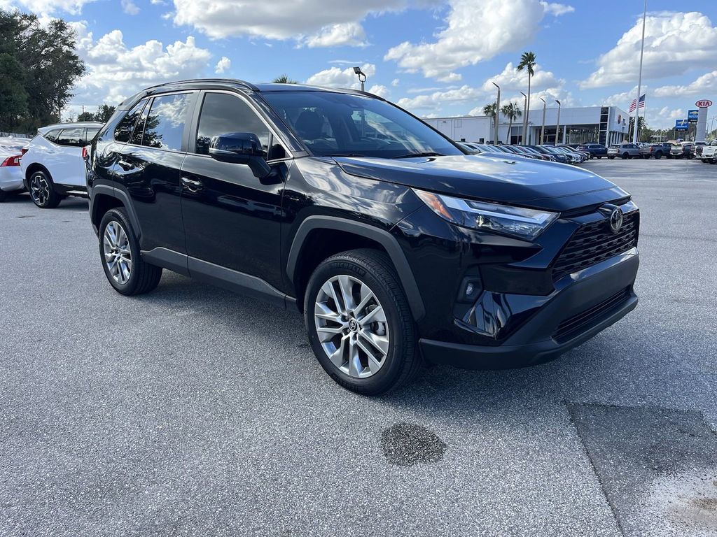 2022 Toyota RAV4 XLE Premium 2