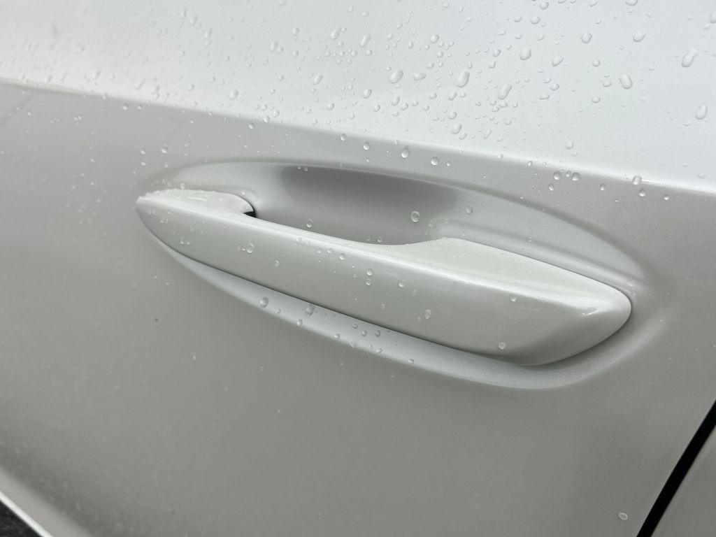 Thumbnail: 2024 Lexus ES - 14