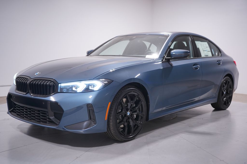 Thumbnail: 2026 BMW 3 Series - 1