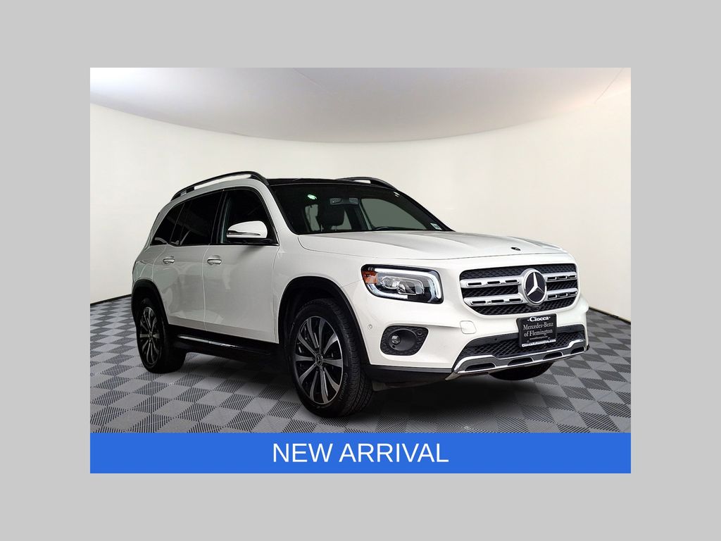 Polar White 2021 Mercedes-Benz GLB SUV / Crossover All-Wheel Drive 8-Speed Automatic