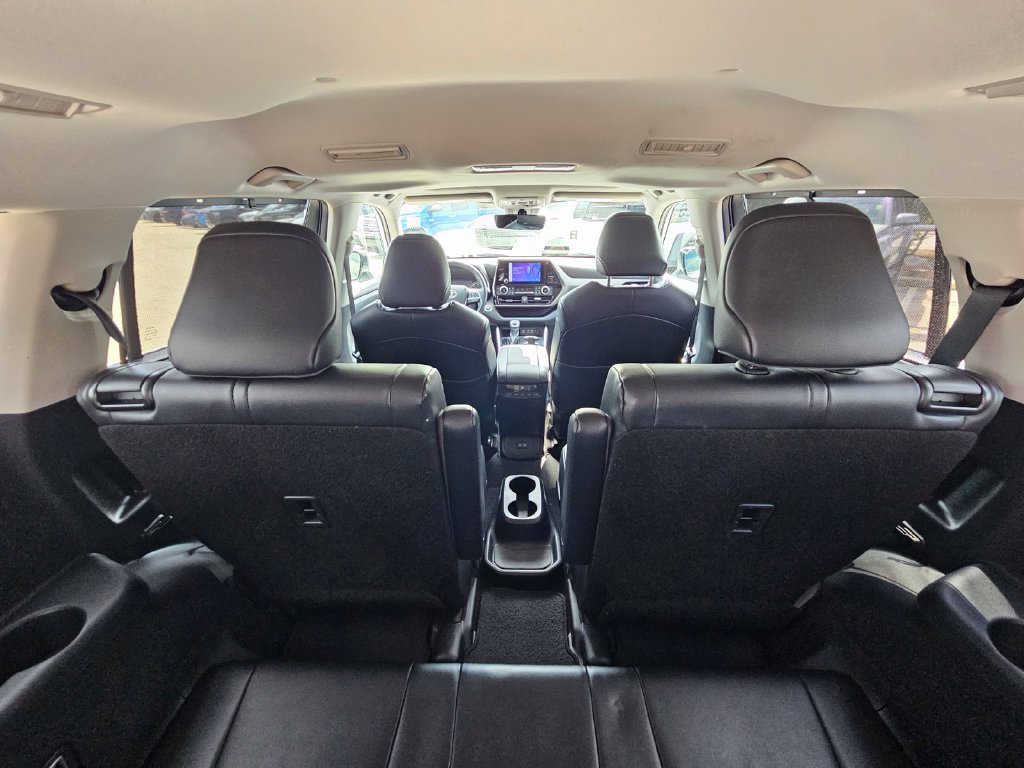 Used 2023 Toyota Highlander SUV