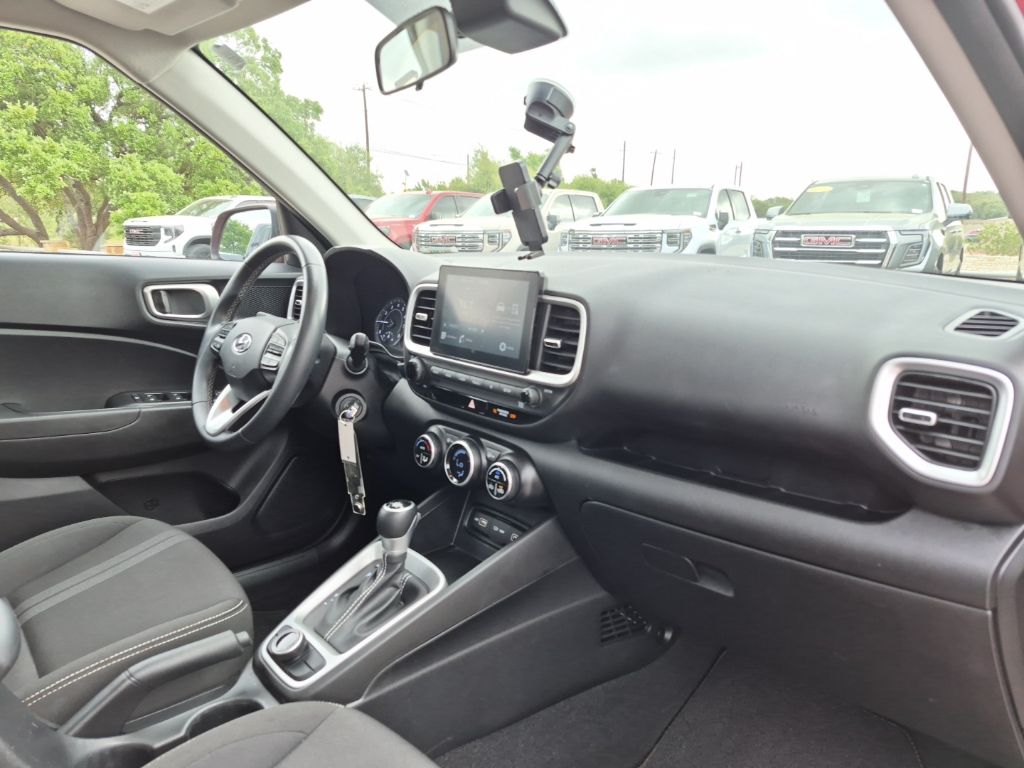 Used Car 2022 Hyundai Venue  Sel For Sale Under $20,000 In Austin, Texas