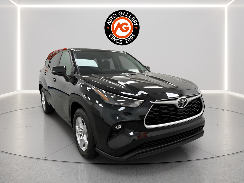 Midnight Black Metallic 2024 Toyota Highlander SUV / Crossover Front-Wheel Drive 8-Speed Automatic