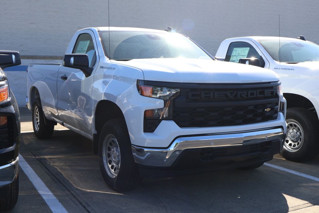 Thumbnail: 2026 Chevrolet Silverado 1500 - 4