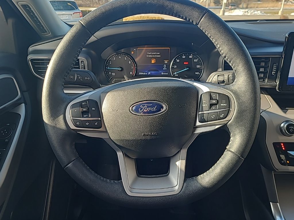 used 2023 Ford Explorer car, priced at $33,324
