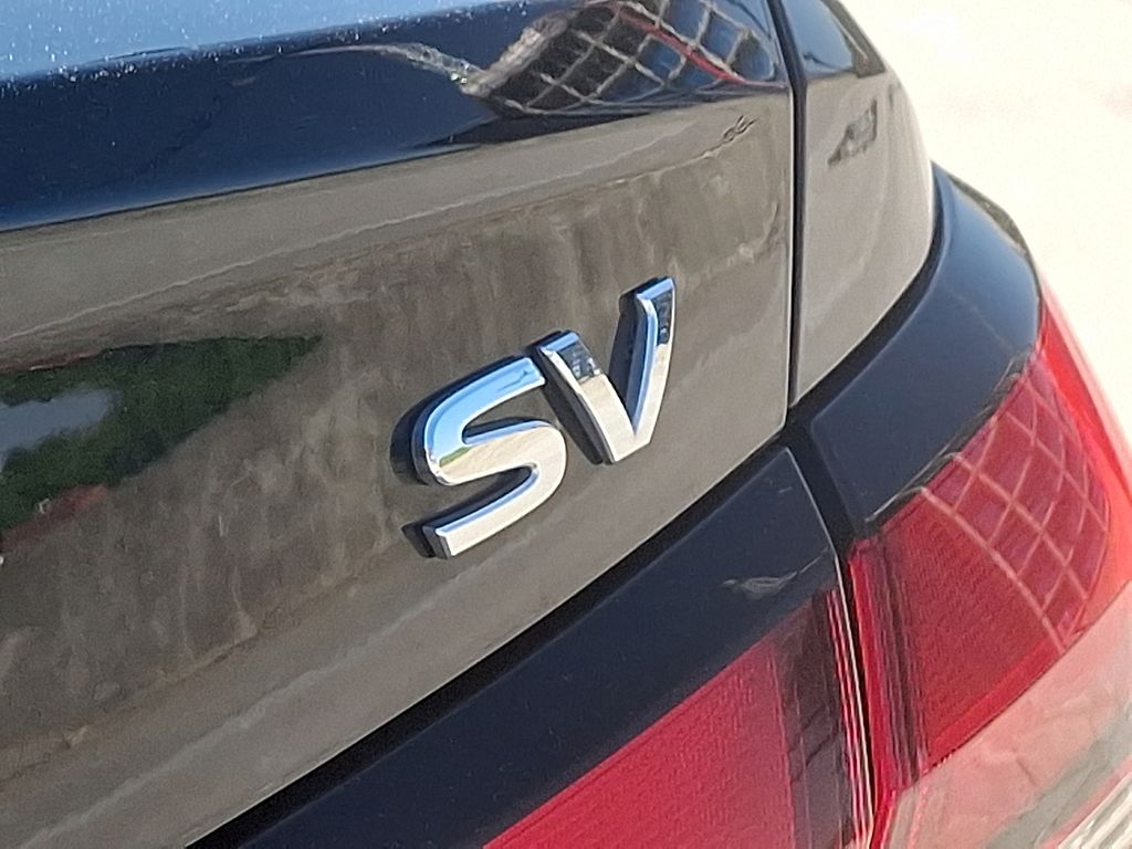 2020 Nissan Versa 1.6 SV 28
