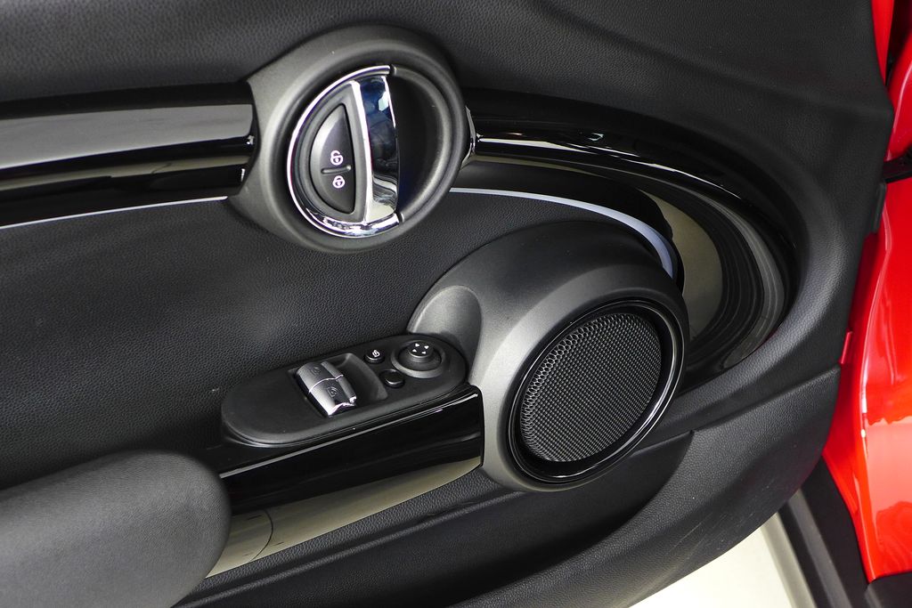 Thumbnail: 2023 MINI Cooper - 12