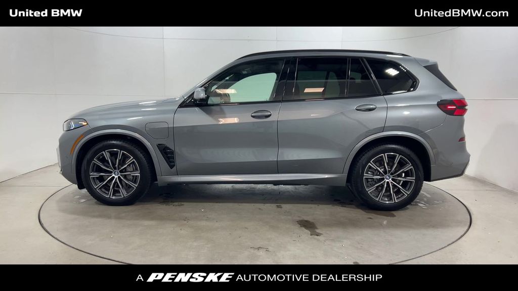 Thumbnail: 2025 BMW X5 - 5