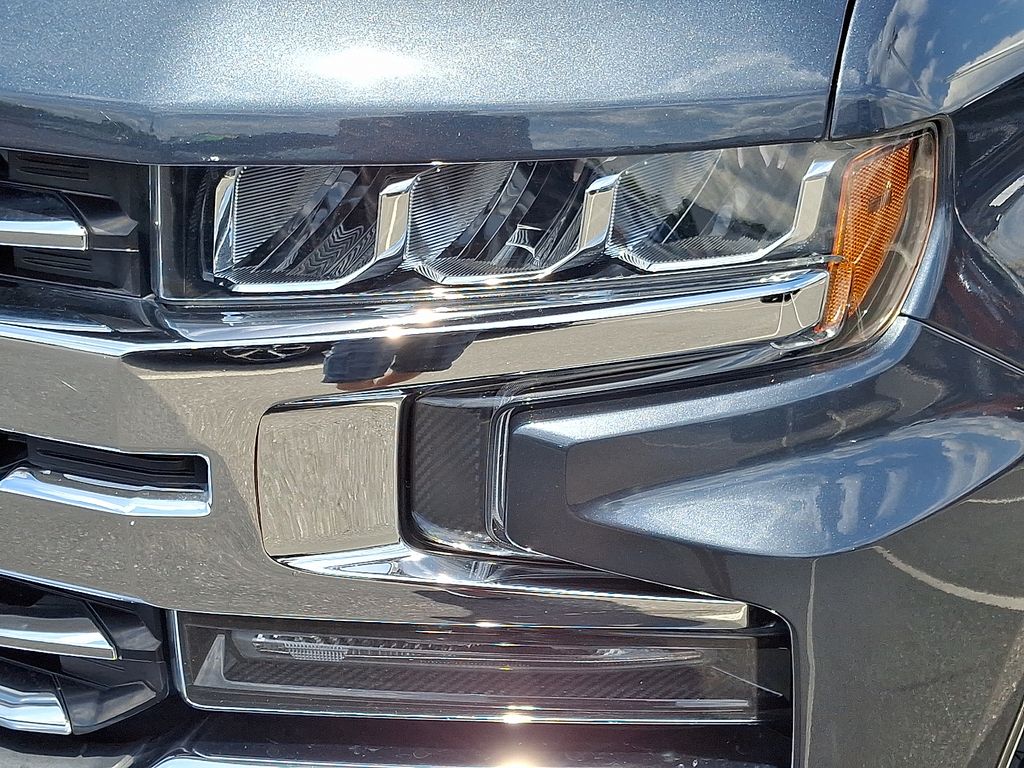 Thumbnail: 2019 Chevrolet Silverado 1500 - 9