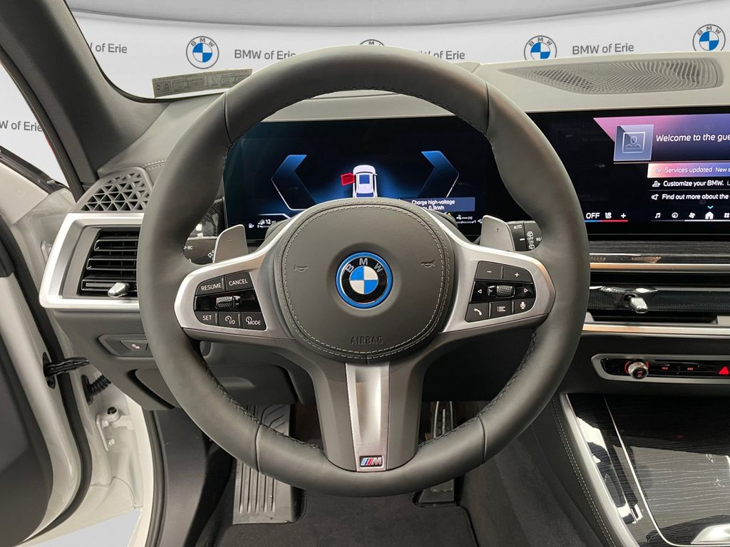 New 2026 Mineral White Metallic BMW xDrive50e image 9