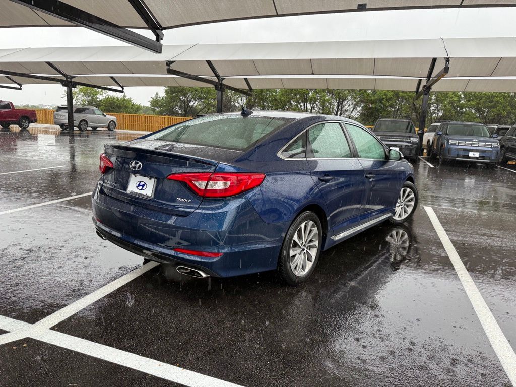 Thumbnail: 2015 Hyundai Sonata - 5