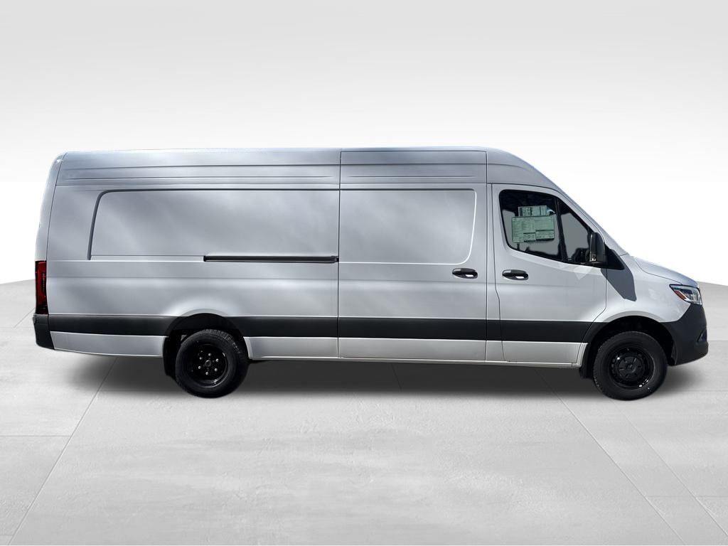 2025 Mercedes-Benz Sprinter 3500 Cargo 170 WB - 5