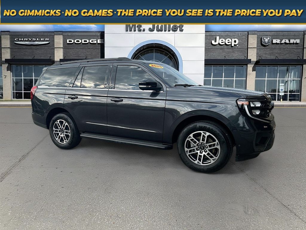 Gray Metallic 2025 Ford Expedition SUV / Crossover 4X2 Automatic